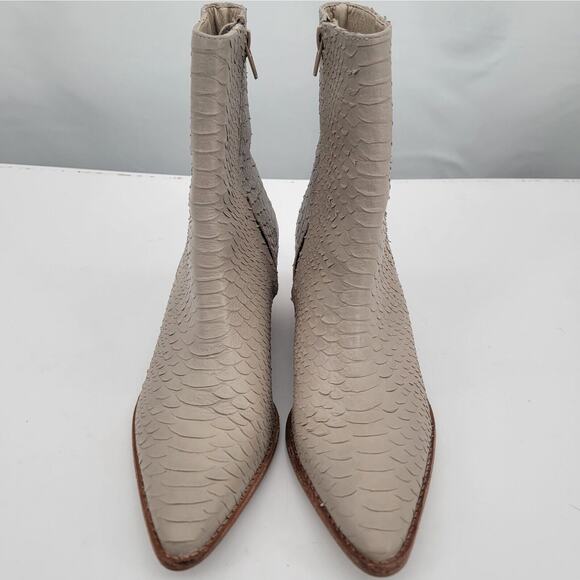 Matisse Caty Size 8M Leather Heeled Boots Croc Embossed Cream Tan Pointed Toe - Picture 3 of 9